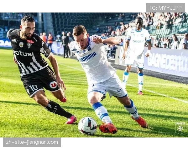 欧塞尔主场0比0战平里昂 错失点球致胜良机